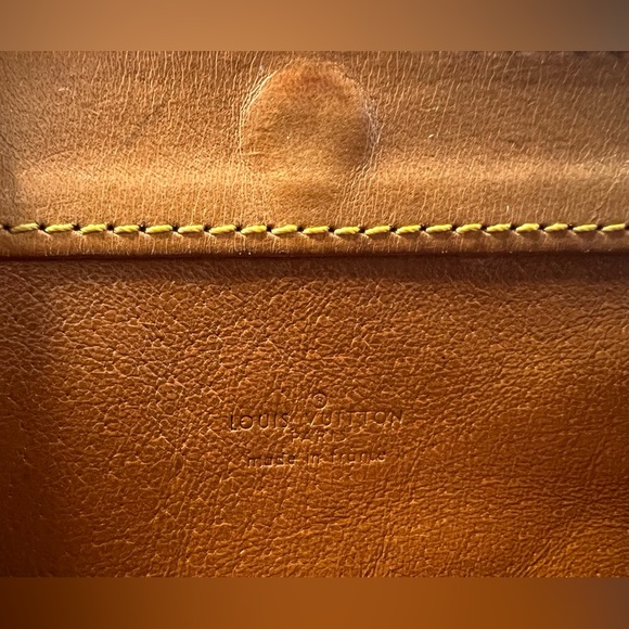 ❌ SOLD ON Ⓜ️ ❌ Vintage Louis Vuitton Pliante Clutch - Picture 13 of 16